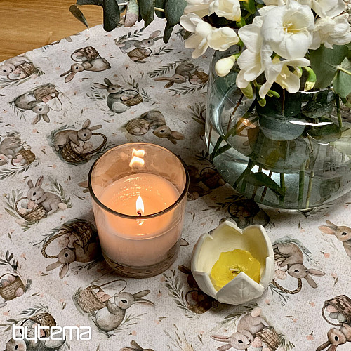 Mantel de Pascua GALLINAS Y HUEVOS