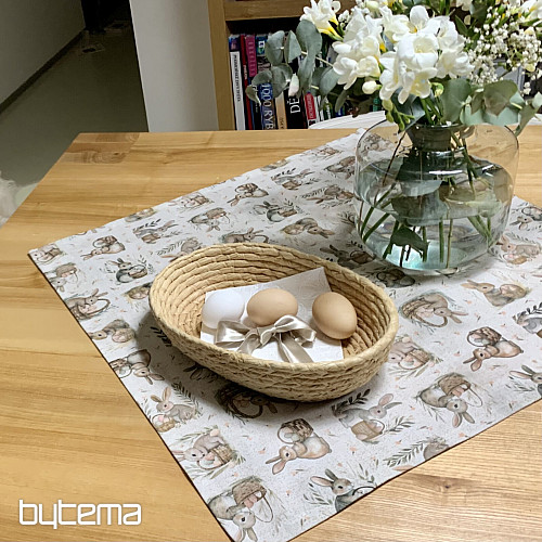 Mantel de Pascua GALLINAS Y HUEVOS