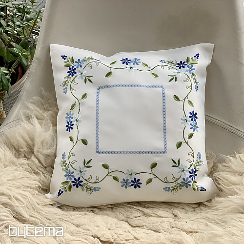 Funda decorativa bordada FLOR OLVIDADA