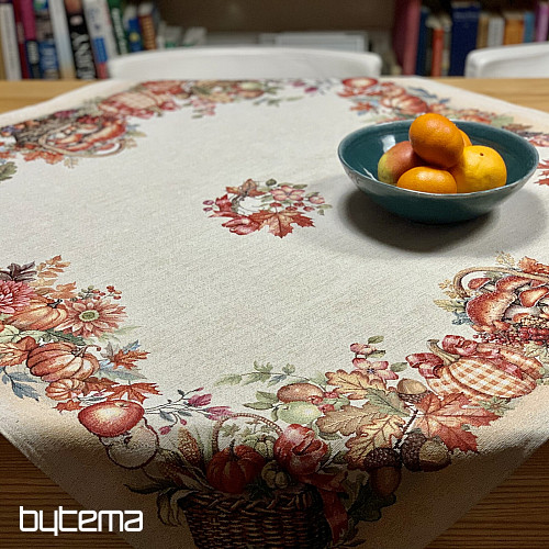 Mantel y pañuelo tapiz SETAS EN EL CARRITO