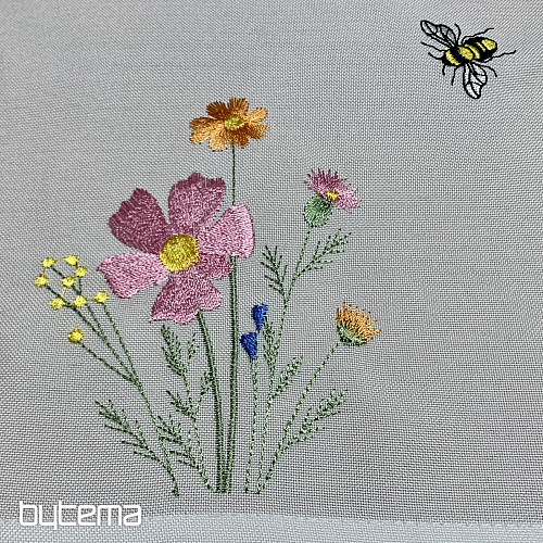 Mantel y bufanda bordados Prado y abejas