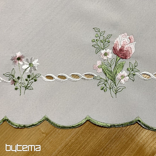 Mantel y pañuelo bordados RAMO DE TULIPANES