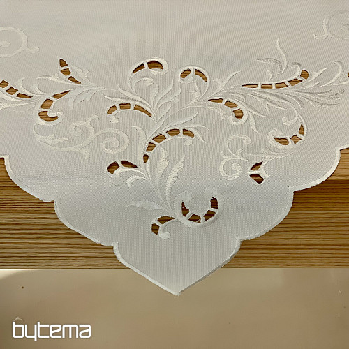 Mantel y pañuelo WHITE DREAM bordado