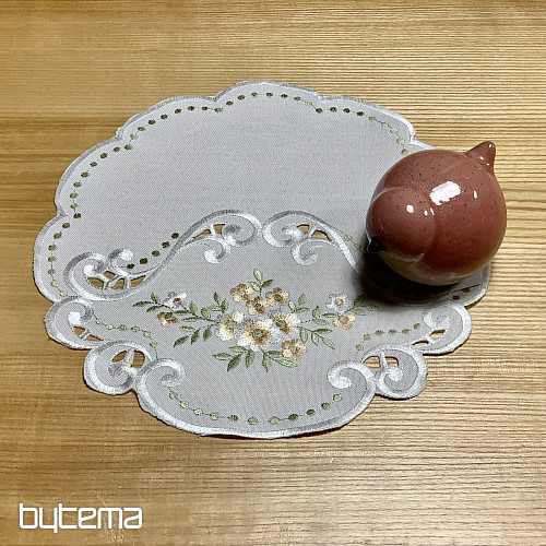 Mantel y pañuelo FLORES albaricoque bordado