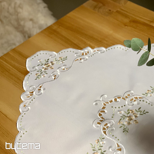 Mantel y pañuelo FLORES albaricoque bordado