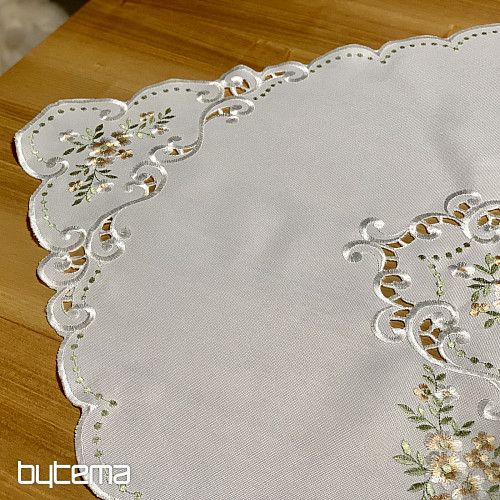 Mantel y pañuelo FLORES albaricoque bordado