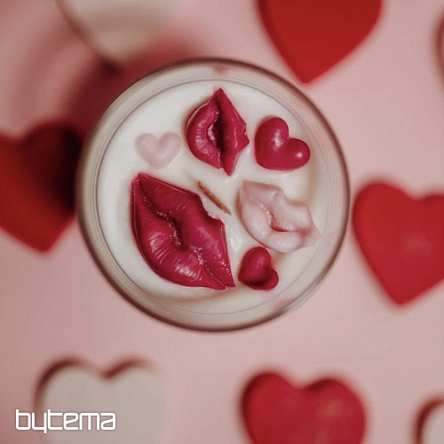Vela aromática con aroma a flores "Te beso"