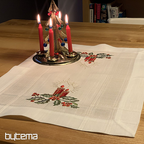 Mantel y pañuelos navideños bordados VELA