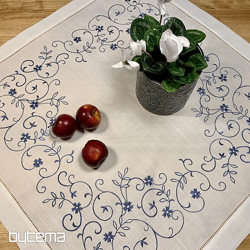 Mantel y pañuelo bordado FLOR BLANCO AZUL