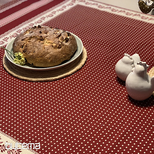 Mantel tapiz y chal SELSKÁ JIZBA rojo