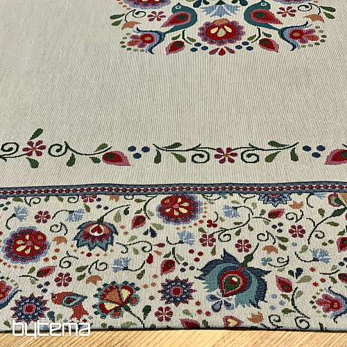 Mantel tapiz y pañuelo JURKOVIC 1