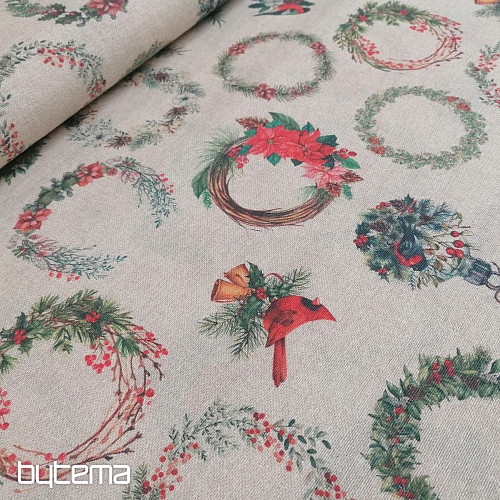 Coronas de tela decorativas navideñas.