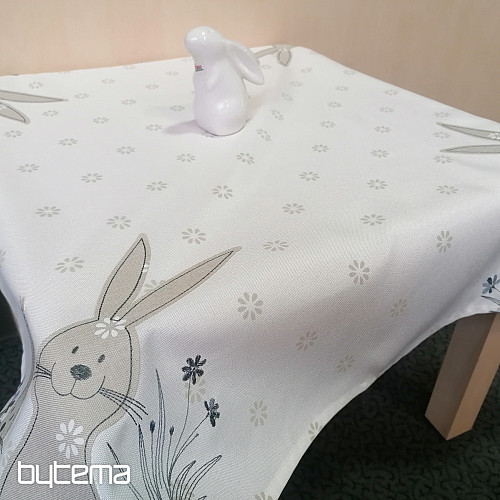 Manteles y pañuelos bordados blanco LIEBRE