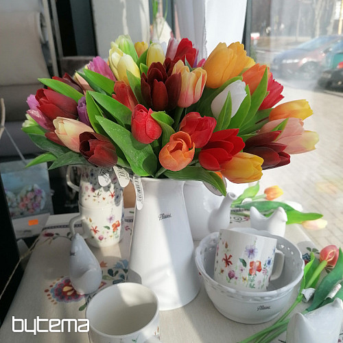 Mezcla de colores de tulipanes.