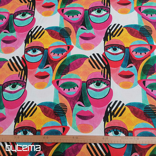 Máscaras de tela decorativas